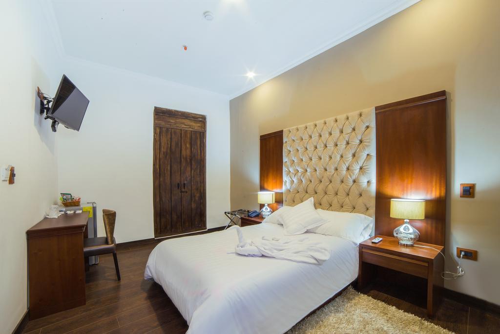Felicia Hotel & Suites Cuenca Exterior photo