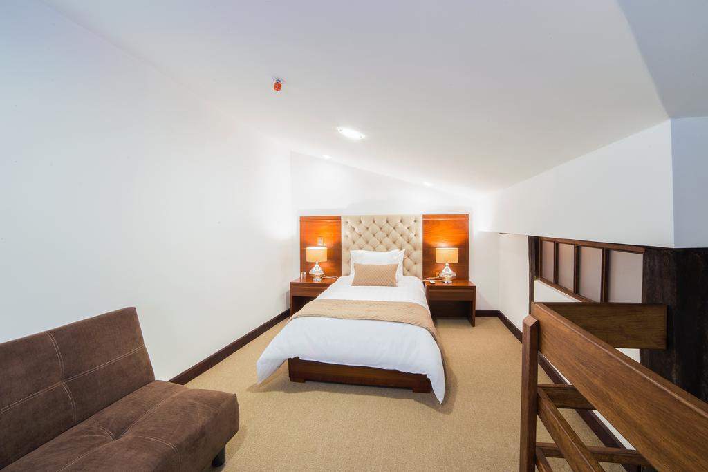 Felicia Hotel & Suites Cuenca Exterior photo