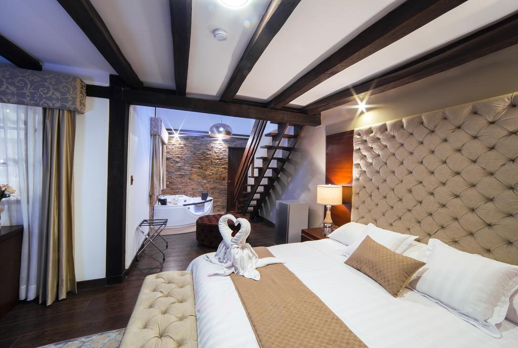 Felicia Hotel & Suites Cuenca Exterior photo